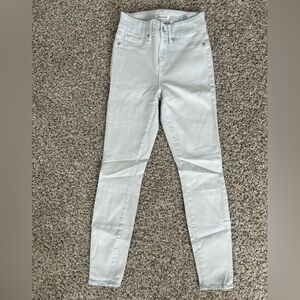 Good American Light Gray Skinny Jeans Size 25/0